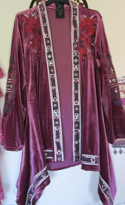 Kimono terciopelo con Bordados SisiChic